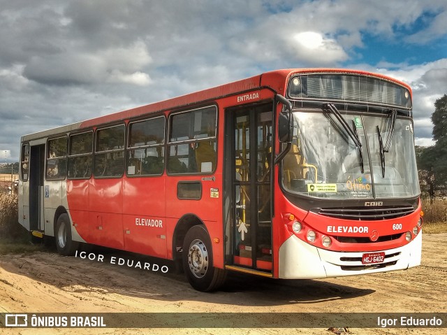 Expresso Unir 600 na cidade de Pedro Leopoldo, Minas Gerais, Brasil, por Igor Eduardo. Número da foto: #8048472.
