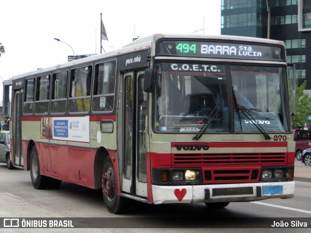 COETC - Cooperativa de Obreros y Empleados del Transporte Coletivo 270 na cidade de Montevideo, Montevideo, Uruguai, por João Silva. Número da foto: #8051693.