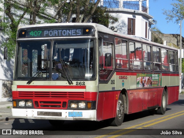 COETC - Cooperativa de Obreros y Empleados del Transporte Coletivo 262 na cidade de Montevideo, Montevideo, Uruguai, por João Silva. ID da foto: 8051651.