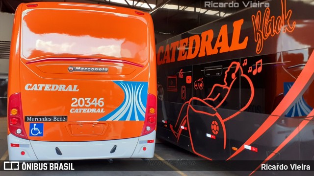 Catedral Turismo 20346 na cidade de Águas Claras, Distrito Federal, Brasil, por Ricardo Vieira. Número da foto: #7979120.