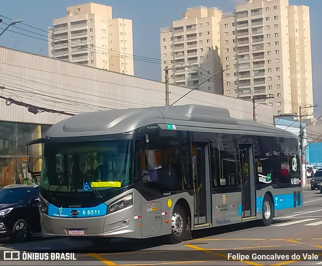 Transwolff Transportes e Turismo 6 6511 na cidade de São Paulo, São Paulo, Brasil, por Felipe Goncalves do Vale. Número da foto: #7978557.