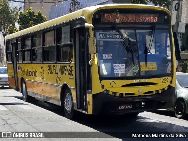 Viação Sul Fluminense 1229 na cidade de Volta Redonda, Rio de Janeiro, Brasil, por Matheus Martins da Silva. ID da foto: 7978324.