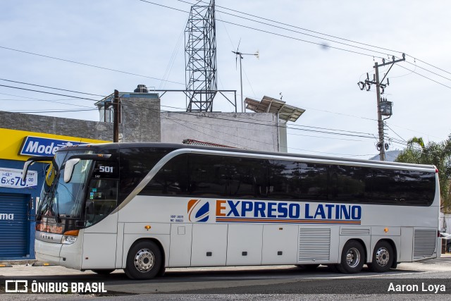 Expreso Latino 501 na cidade de Morelia, Michoacán, México, por Aaron Loya. Número da foto: #7978478.