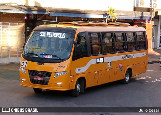 Transporte Suplementar de Belo Horizonte 992 na cidade de Belo Horizonte, Minas Gerais, Brasil, por Júlio César. ID da foto: 7977099.