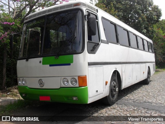 Ônibus Particulares 8820 na cidade de Belo Horizonte, Minas Gerais, Brasil, por Viavel Transportes. ID da foto: 8057743.