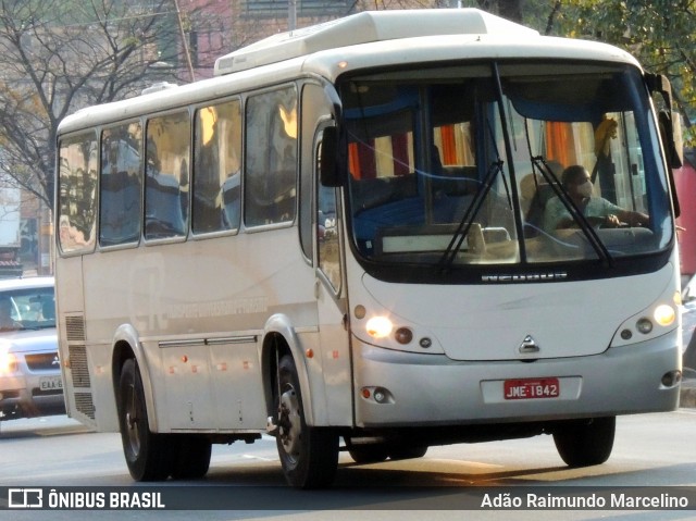 Ônibus Particulares 1842 na cidade de Belo Horizonte, Minas Gerais, Brasil, por Adão Raimundo Marcelino. ID da foto: 8060208.