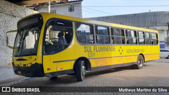 Viação Sul Fluminense 1209 na cidade de Volta Redonda, Rio de Janeiro, Brasil, por Matheus Martins da Silva. Número da foto: #8060557.