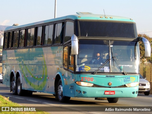 Ônibus Particulares 2700 na cidade de Belo Horizonte, Minas Gerais, Brasil, por Adão Raimundo Marcelino. ID da foto: 7982098.