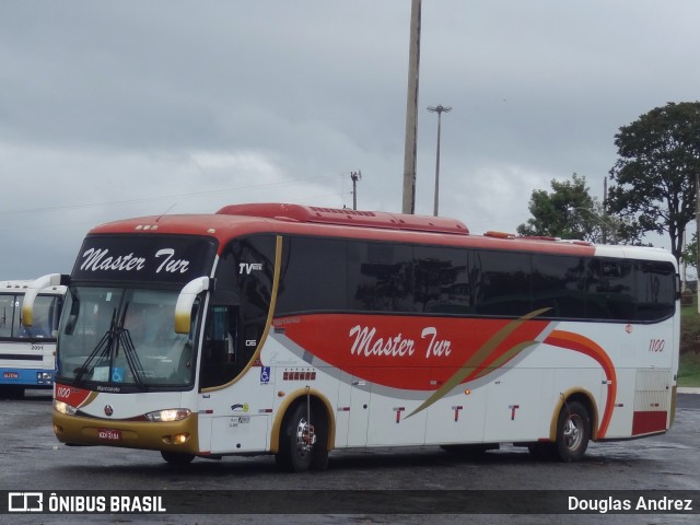 Master Tur Turismo 1100 na cidade de Trindade, Goiás, Brasil, por Douglas Andrez. Número da foto: #7980616.