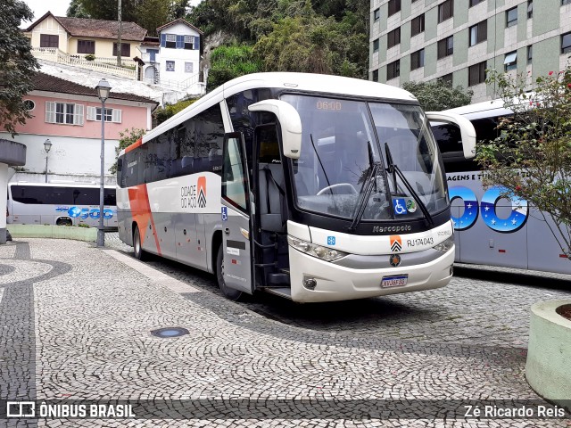 Viação Cidade do Aço RJ 174.043 na cidade de Petrópolis, Rio de Janeiro, Brasil, por Zé Ricardo Reis. ID da foto: 7980932.