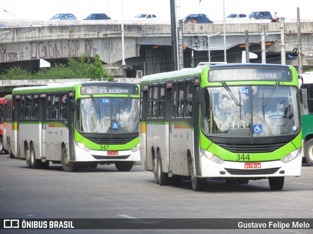 Rodoviária Caxangá 344 na cidade de Recife, Pernambuco, Brasil, por Gustavo Felipe Melo. ID da foto: 7982988.