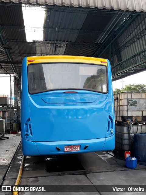 JTP Transportes - COM Porto Velho  na cidade de Rio de Janeiro, Rio de Janeiro, Brasil, por Victor  Oliveira. Número da foto: #7986349.