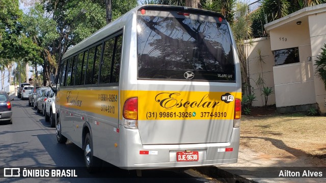 Escolares 9638 na cidade de Belo Horizonte, Minas Gerais, Brasil, por Ailton Alves. Número da foto: #7987146.