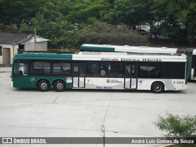 Via Sul Transportes Urbanos 5 3915 na cidade de São Paulo, São Paulo, Brasil, por André Luiz Gomes de Souza. ID da foto: 7995654.