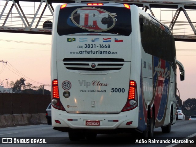 Arte Transportes e Turismo 5000 na cidade de Belo Horizonte, Minas Gerais, Brasil, por Adão Raimundo Marcelino. Número da foto: #7996866.