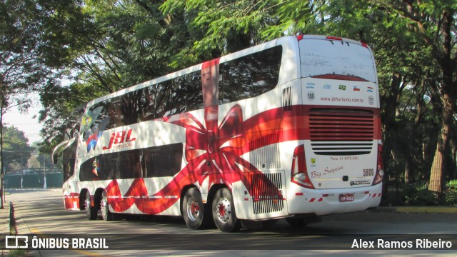 JBL Turismo 5800 na cidade de São Paulo, São Paulo, Brasil, por Alex Ramos Ribeiro. Número da foto: #8064469.