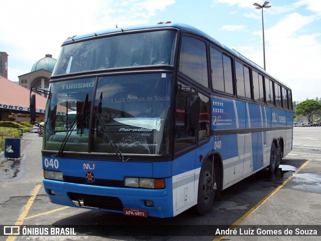 MJ Turismo 040 na cidade de Aparecida, São Paulo, Brasil, por André Luiz Gomes de Souza. ID da foto: 8091743.