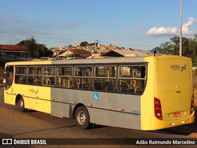 Diesel + 0029 na cidade de Belo Horizonte, Minas Gerais, Brasil, por Adão Raimundo Marcelino. Número da foto: #8095379.
