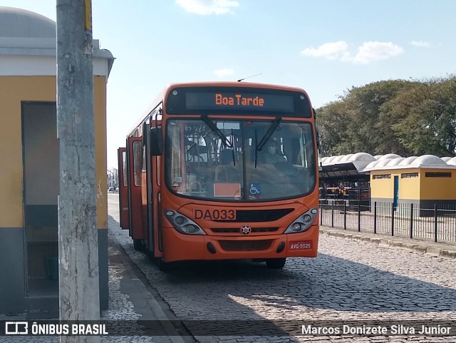 Cristo Rei > CCD Transporte Coletivo > SPE Via Mobilidade S/A DA033 na cidade de Curitiba, Paraná, Brasil, por Marcos Donizete Silva Junior. Número da foto: #8095903.