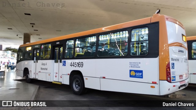 Auto Viação Marechal Brasília 445169 na cidade de Brasília, Distrito Federal, Brasil, por Daniel Chaves. Número da foto: #8099044.