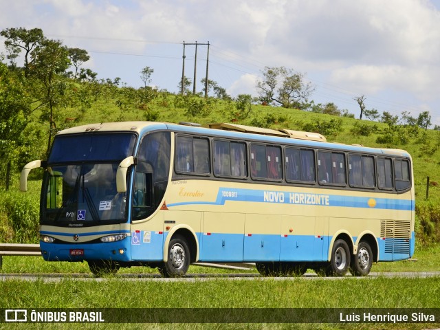 Viação Novo Horizonte 1008811 na cidade de Três Corações, Minas Gerais, Brasil, por Luis Henrique Silva. ID da foto: 8101065.