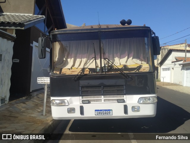Ônibus Particulares 0009 na cidade de Franca, São Paulo, Brasil, por Fernando Silva. Número da foto: #8101422.