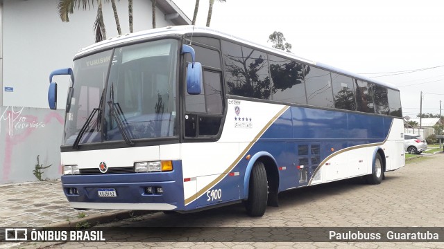 Ônibus Particulares 5900 na cidade de Guaratuba, Paraná, Brasil, por Paulobuss  Guaratuba. Número da foto: #8109619.