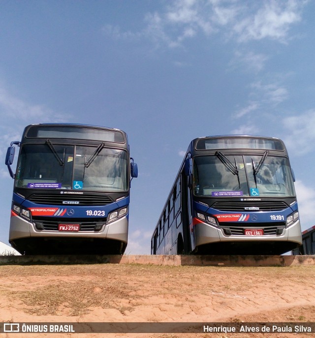 Transportes Capellini 19.191 na cidade de Vinhedo, São Paulo, Brasil, por Henrique Alves de Paula Silva. Número da foto: #8108018.