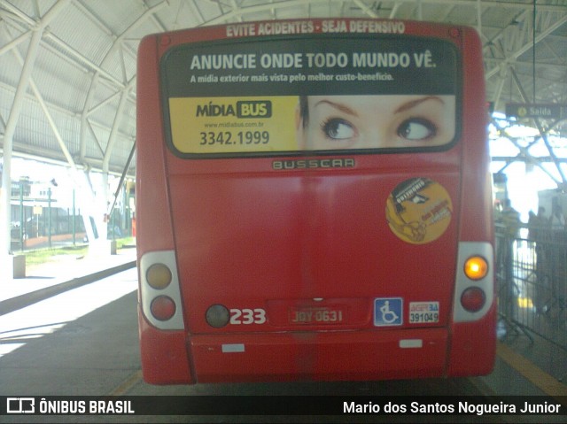 BTM - Bahia Transportes Metropolitanos 233 na cidade de Lauro de Freitas, Bahia, Brasil, por Mario dos Santos Nogueira Junior. ID da foto: 8106981.