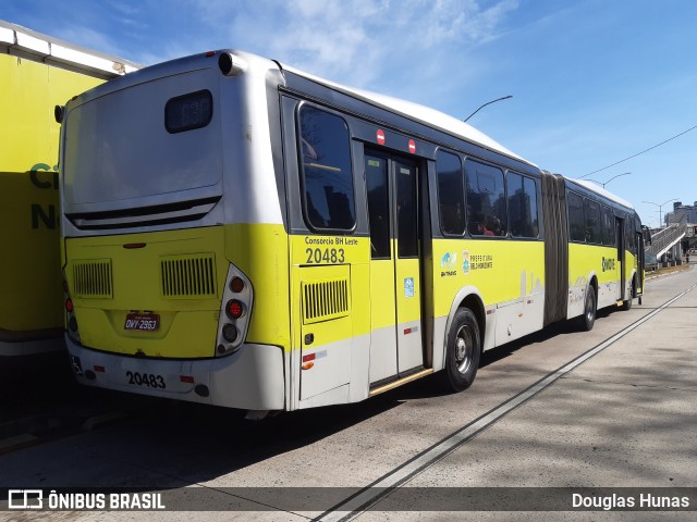 SM Transportes 20483 na cidade de Belo Horizonte, Minas Gerais, Brasil, por Douglas Hunas. ID da foto: 8111946.