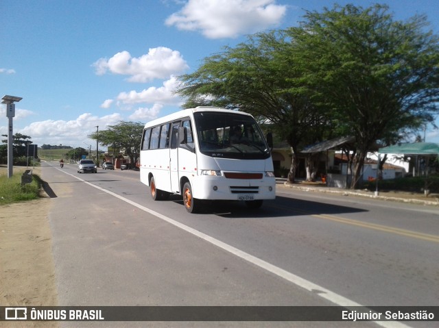 Ônibus Particulares 0795 na cidade de Nazaré da Mata, Pernambuco, Brasil, por Edjunior Sebastião. Número da foto: #8112942.
