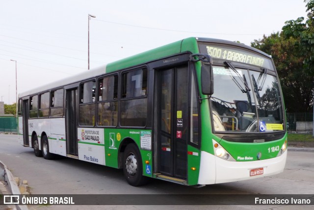 Viação Santa Brígida 1 1843 na cidade de São Paulo, São Paulo, Brasil, por Francisco Ivano. Número da foto: #8113466.