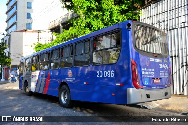 Auto Viação Urubupungá 20.096 na cidade de São Paulo, São Paulo, Brasil, por Eduardo Ribeiro. Número da foto: #8117504.