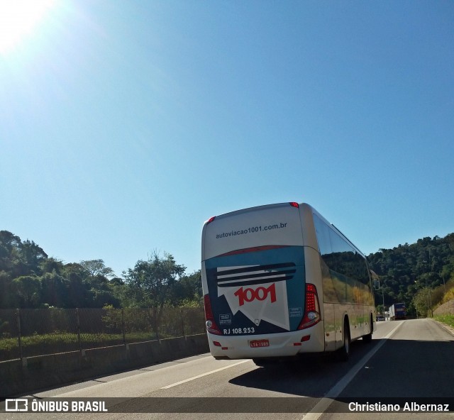 Auto Viação 1001 RJ 108.253 na cidade de Rio Bonito, Rio de Janeiro, Brasil, por Christiano Albernaz. ID da foto: 8116244.