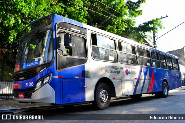 Auto Viação Urubupungá 20.096 na cidade de São Paulo, São Paulo, Brasil, por Eduardo Ribeiro. ID da foto: 8117499.