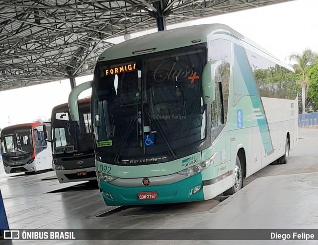 Santa Fé Transportes 092 na cidade de Formiga, Minas Gerais, Brasil, por Diego Felipe. Número da foto: #8115974.