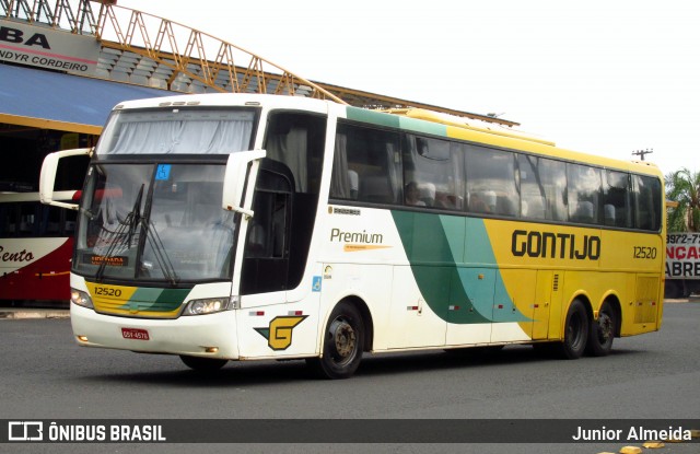 Empresa Gontijo de Transportes 12520 na cidade de Uberaba, Minas Gerais, Brasil, por Junior Almeida. ID da foto: 8116821.