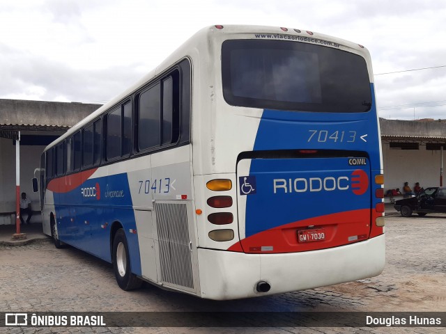 Viação Riodoce 70413 na cidade de Itinga, Minas Gerais, Brasil, por Douglas Hunas. Número da foto: #8116487.