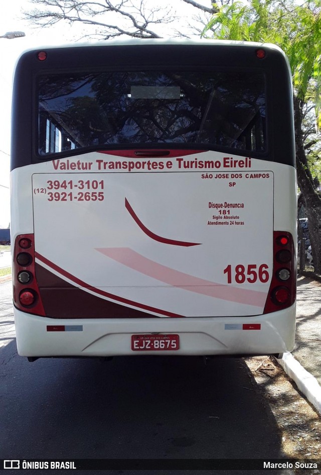 Braga Turismo 1856 na cidade de São José dos Campos, São Paulo, Brasil, por Marcelo Souza. Número da foto: #8067860.
