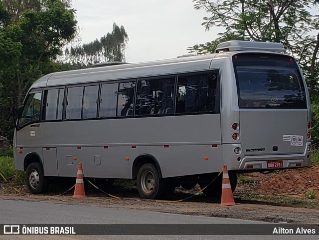 Ônibus Particulares 2181 na cidade de Divinópolis, Minas Gerais, Brasil, por Ailton Alves. ID da foto: 8124211.