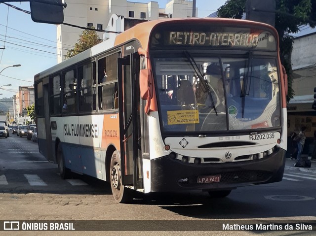 Viação Sul Fluminense RJ 202.039 na cidade de Volta Redonda, Rio de Janeiro, Brasil, por Matheus Martins da Silva. Número da foto: #8129455.