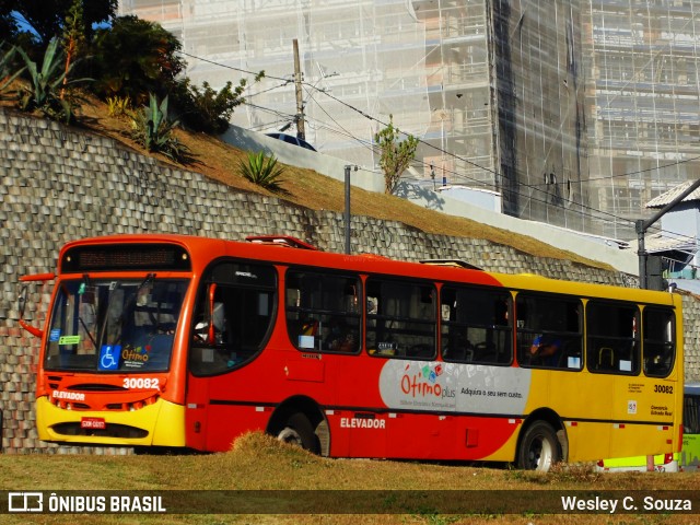 Expresso Luziense > Territorial Com. Part. e Empreendimentos 30082 na cidade de Belo Horizonte, Minas Gerais, Brasil, por Wesley C. Souza. Número da foto: #8130361.
