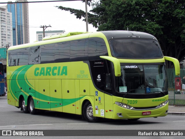 Viação Garcia 7039 na cidade de São Paulo, São Paulo, Brasil, por Rafael da Silva Xarão. ID da foto: 8130420.