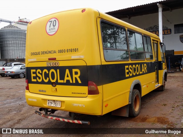 Escolares 7511 na cidade de Cascavel, Paraná, Brasil, por Guilherme Rogge. ID da foto: 8127510.