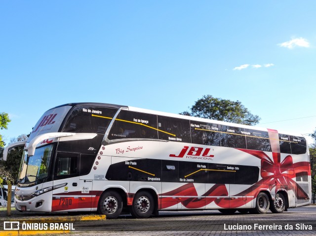 JBL Turismo 7200 na cidade de São Paulo, São Paulo, Brasil, por Luciano Ferreira da Silva. Número da foto: #8130338.