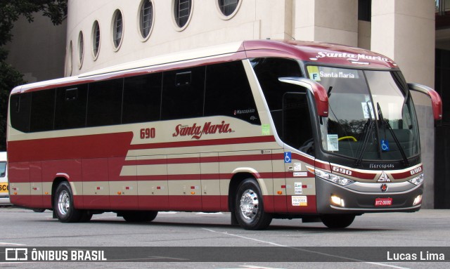 Santa Maria Fretamento e Turismo 690 na cidade de São Paulo, São Paulo, Brasil, por Lucas Lima. ID da foto: 8130220.