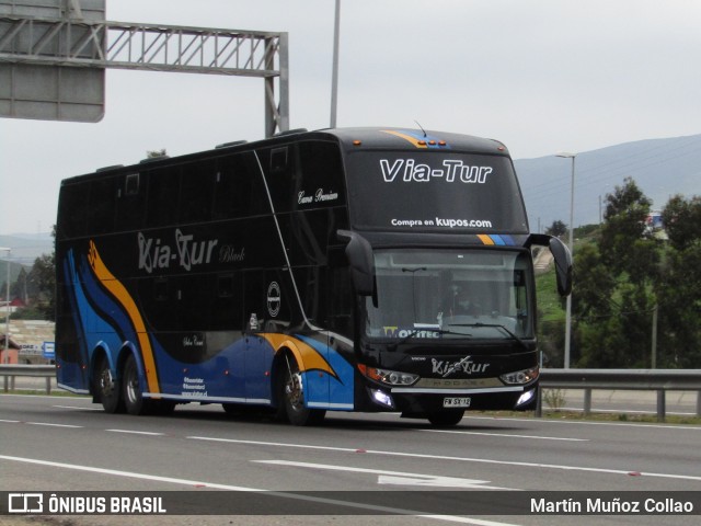 Via-Tur  na cidade de Los Vilos, Choapa, Coquimbo, Chile, por Martín Muñoz Collao. ID da foto: 8128520.