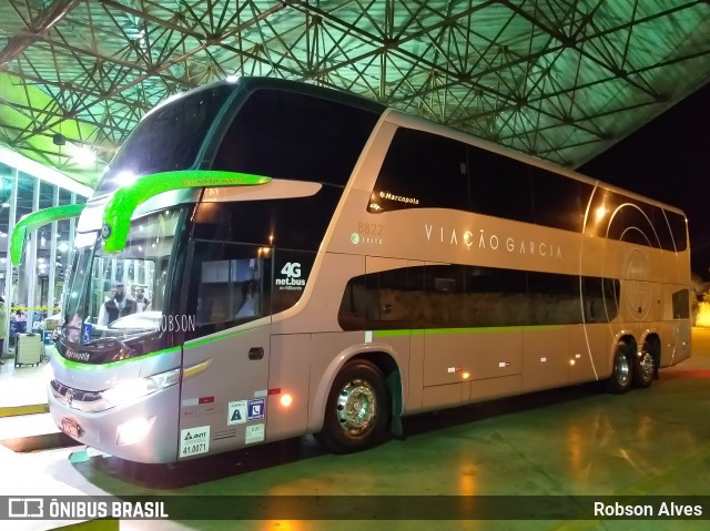 Viação Garcia 8822 na cidade de Maringá, Paraná, Brasil, por Robson Alves. Número da foto: #8131105.