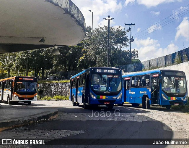 Transportadora Globo 963 na cidade de Recife, Pernambuco, Brasil, por João Guilherme. ID da foto: 8132390.