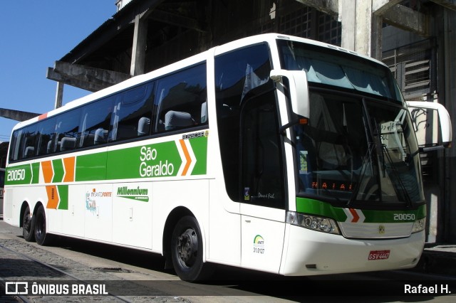 Empresa Gontijo de Transportes 20050 na cidade de Rio de Janeiro, Rio de Janeiro, Brasil, por Rafael H.. Número da foto: #8132713.
